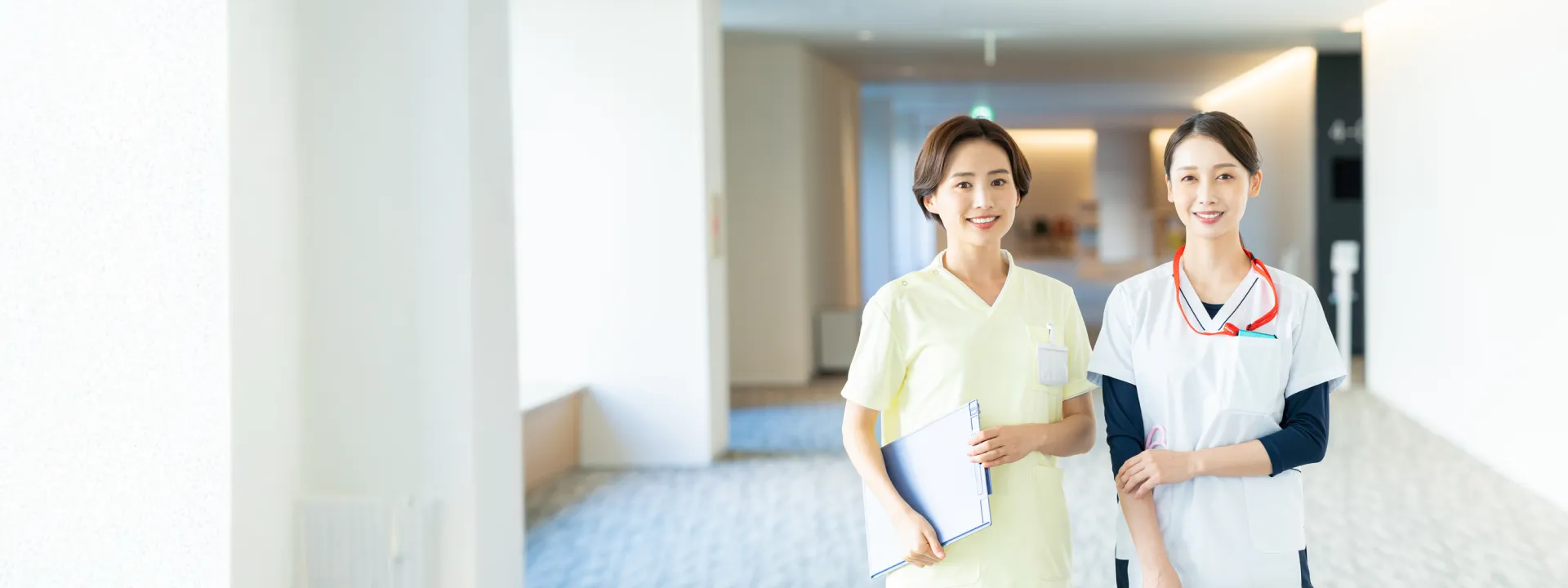 スタッフの笑顔